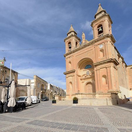 Beautiful 3Br Home With Private Balcony With Wifi & Ac By 360 Estates Marsaxlokk Exterior foto