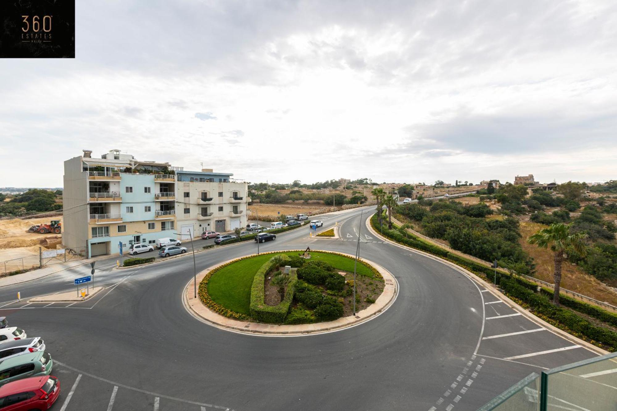 Beautiful 3Br Home With Private Balcony With Wifi & Ac By 360 Estates Marsaxlokk Exterior foto