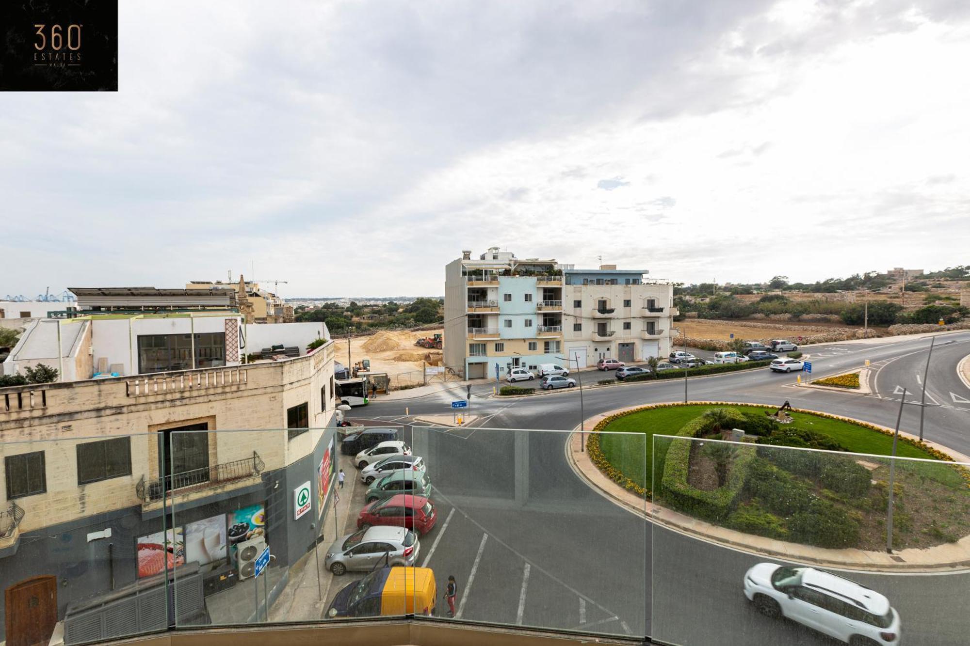Beautiful 3Br Home With Private Balcony With Wifi & Ac By 360 Estates Marsaxlokk Exterior foto