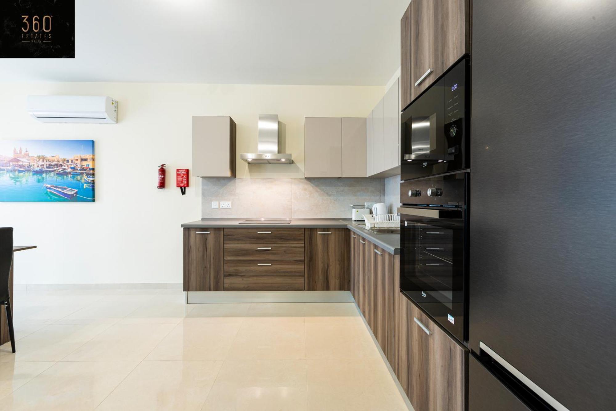 Beautiful 3Br Home With Private Balcony With Wifi & Ac By 360 Estates Marsaxlokk Exterior foto