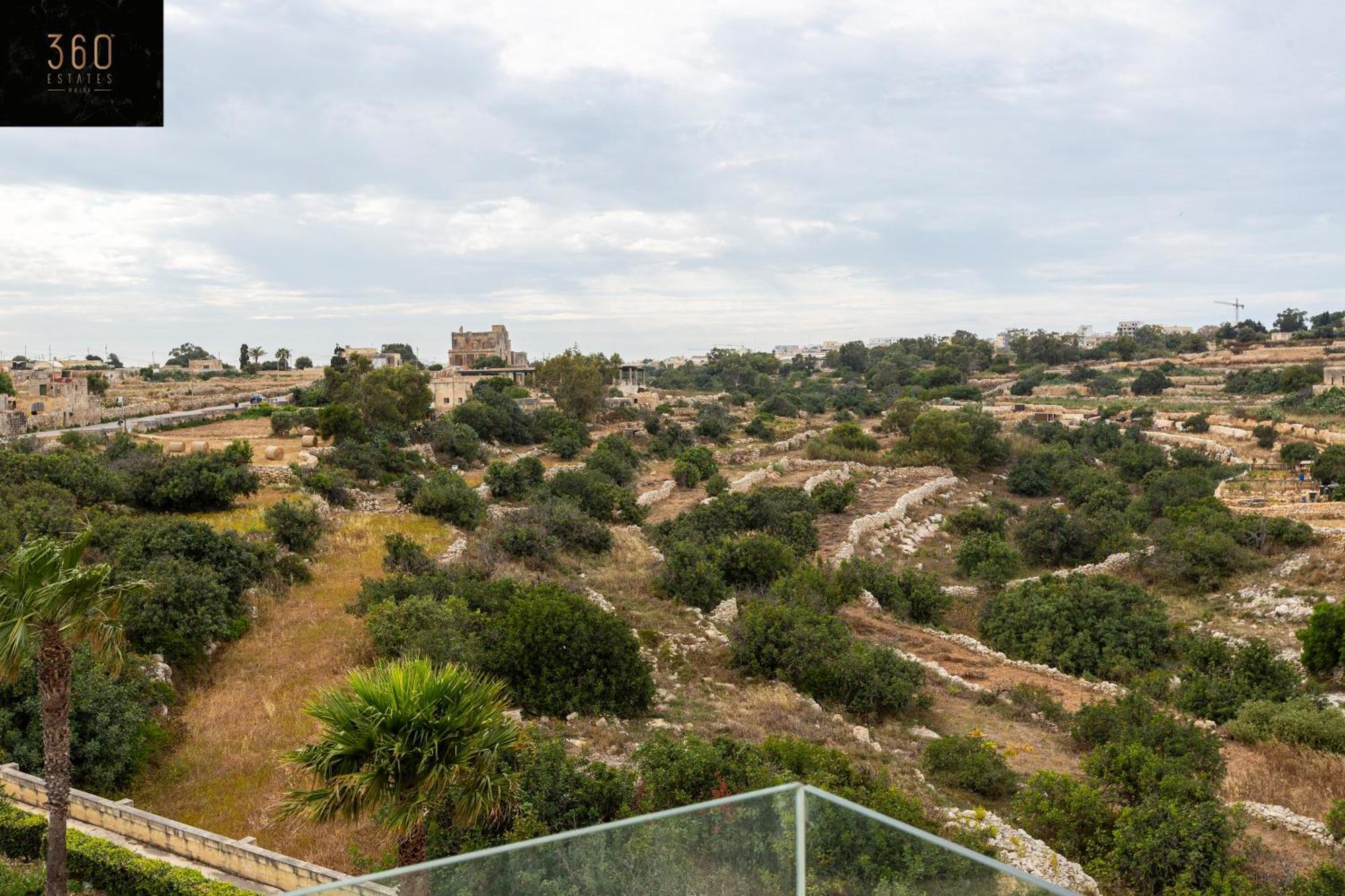 Beautiful 3Br Home With Private Balcony With Wifi & Ac By 360 Estates Marsaxlokk Exterior foto