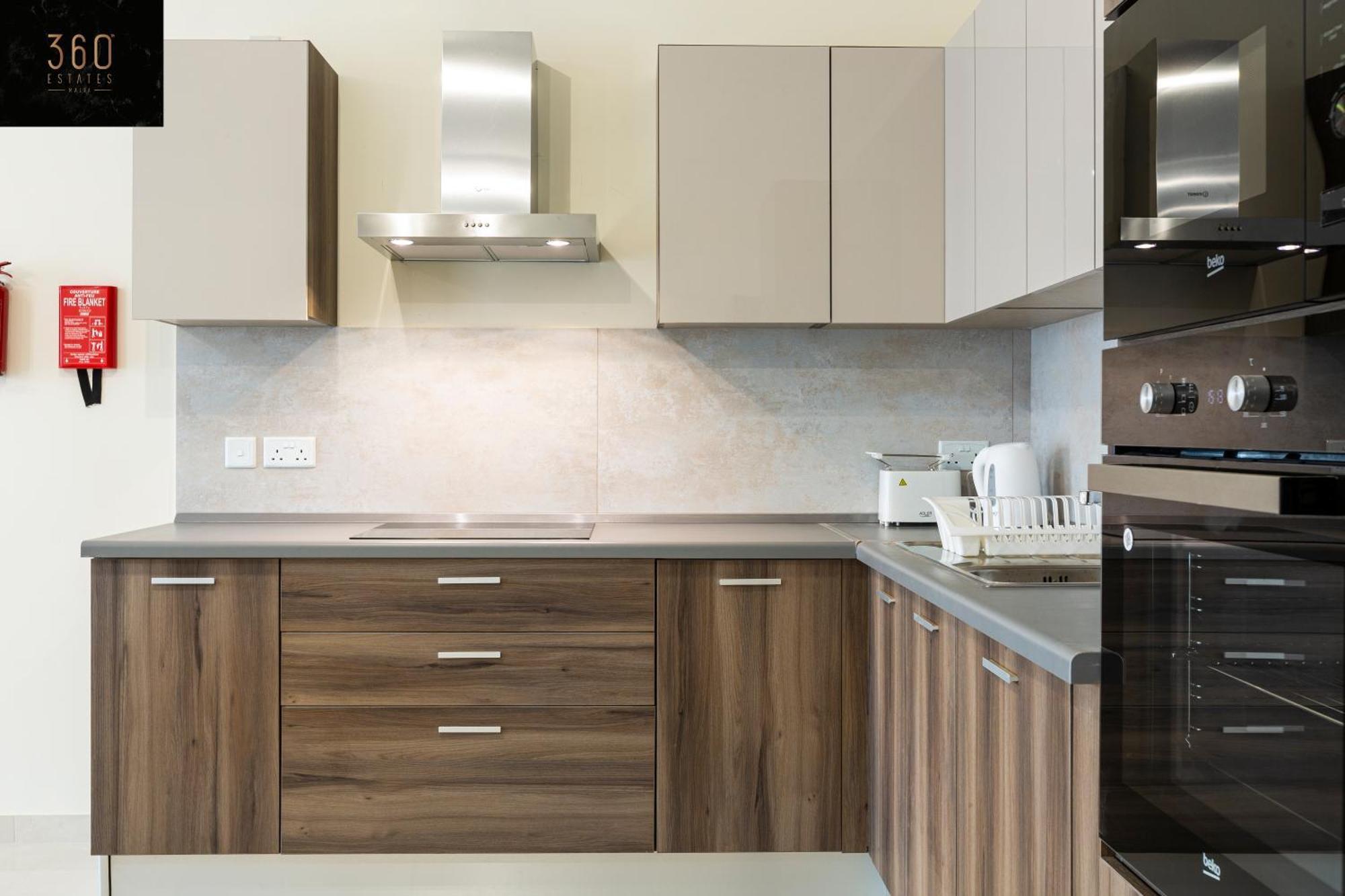 Beautiful 3Br Home With Private Balcony With Wifi & Ac By 360 Estates Marsaxlokk Exterior foto